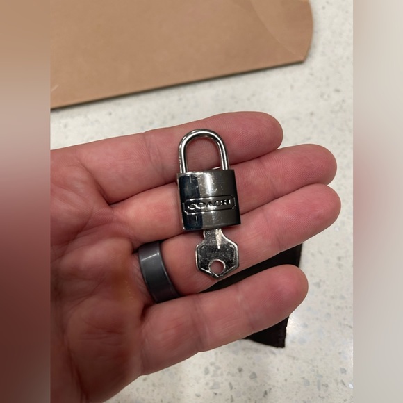 Coach (rare) Silver Lock & Key - Picture 6 of 6